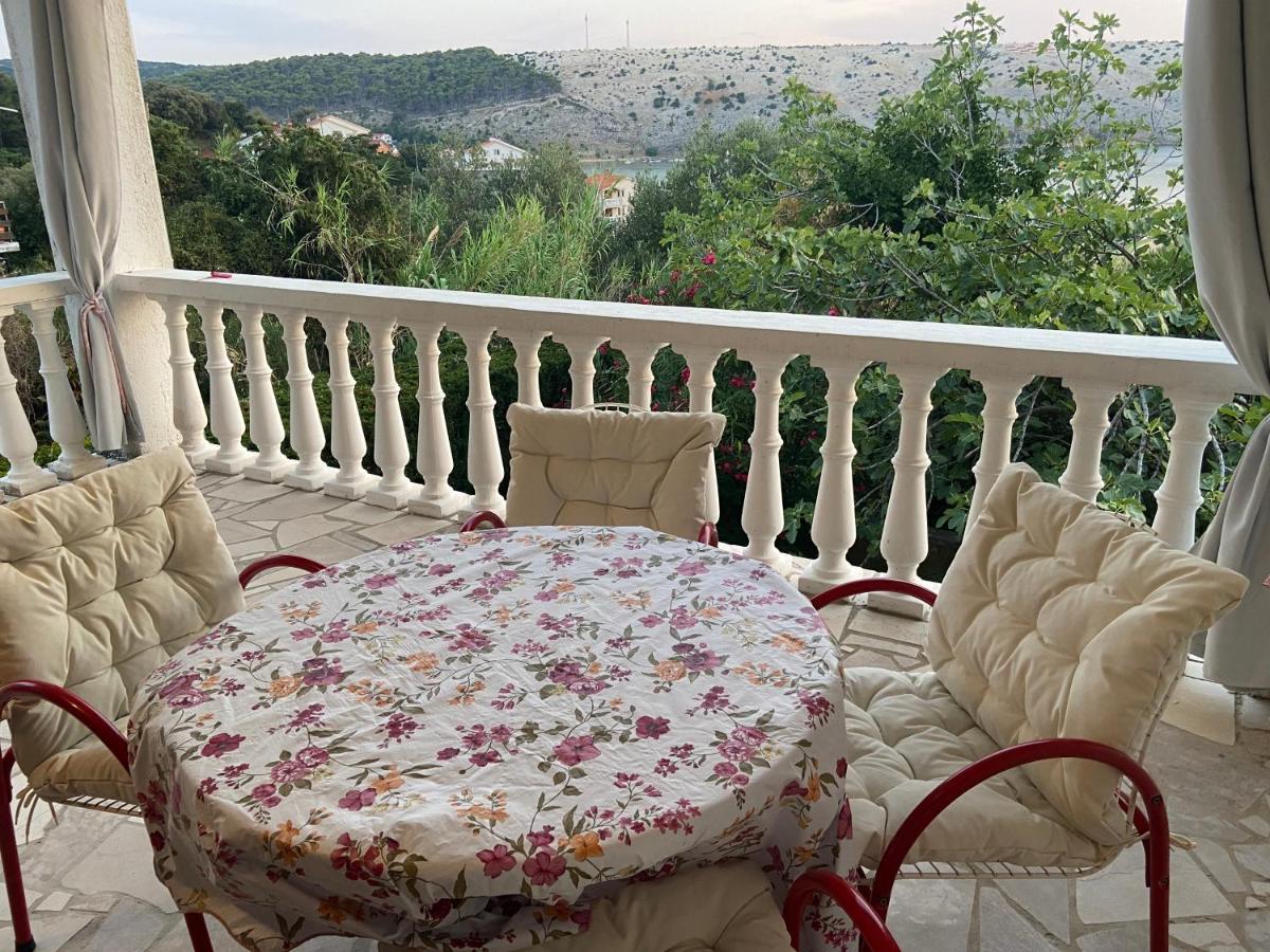 לופאר Apartments Stella-Dora מראה חיצוני תמונה