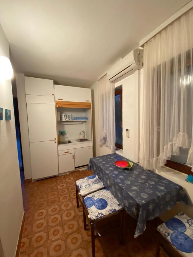 לופאר Apartments Stella-Dora מראה חיצוני תמונה